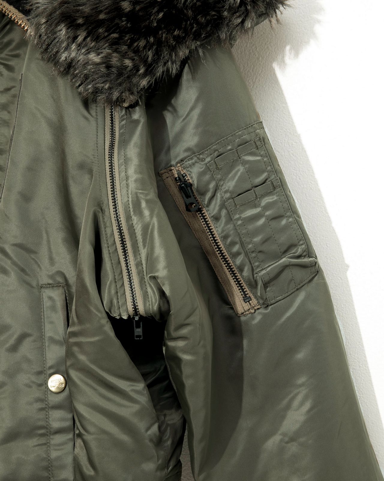 バナルシックビザール　banal chic bizarre ナイロンジャケット banal chic bizarre バナルシックビザール N2Bジャケット_iD260630-t62