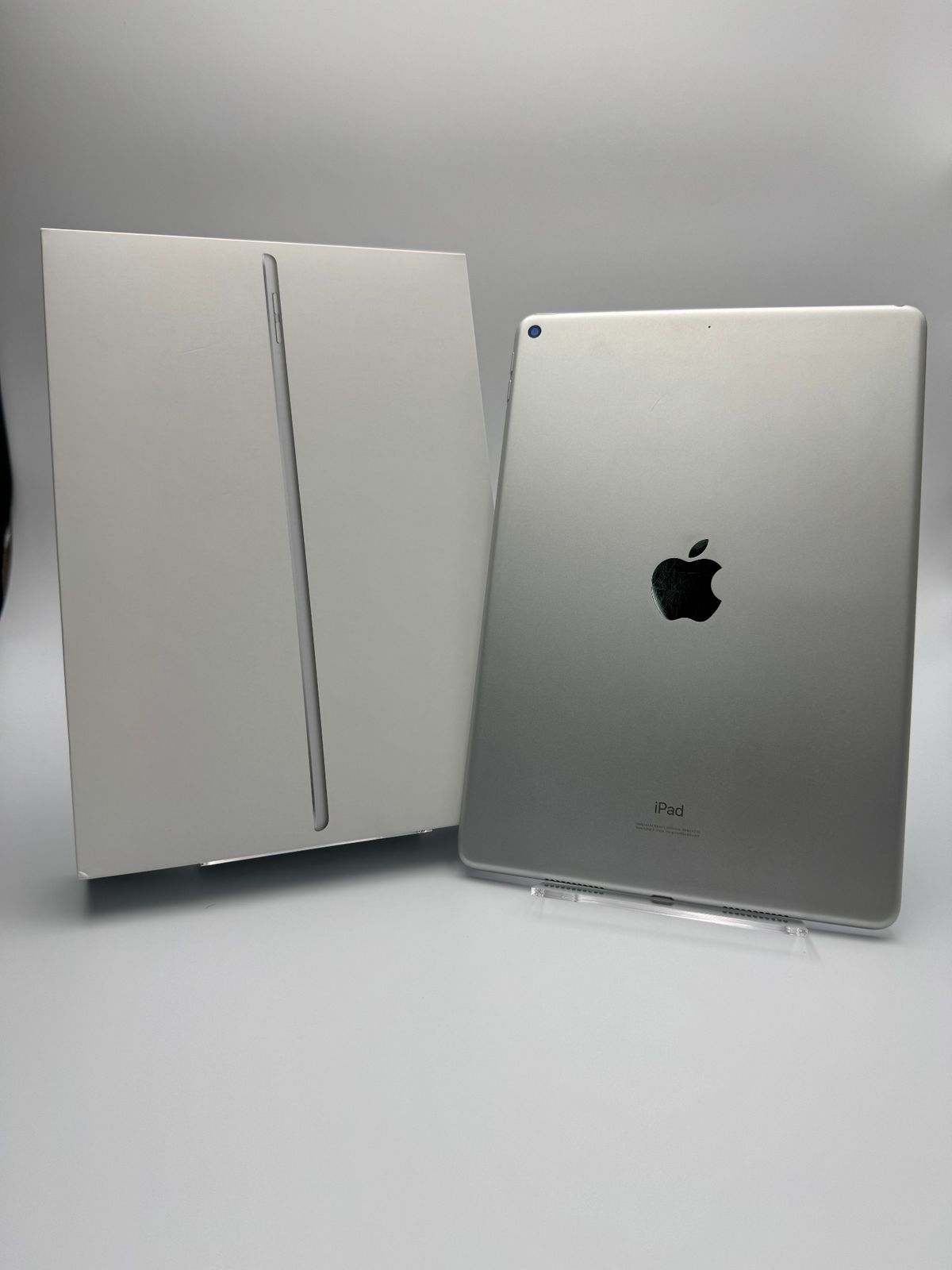 タブレット 【訳あり箱付きC】iPad Air 3 64GB シルバー Wi-Fi
