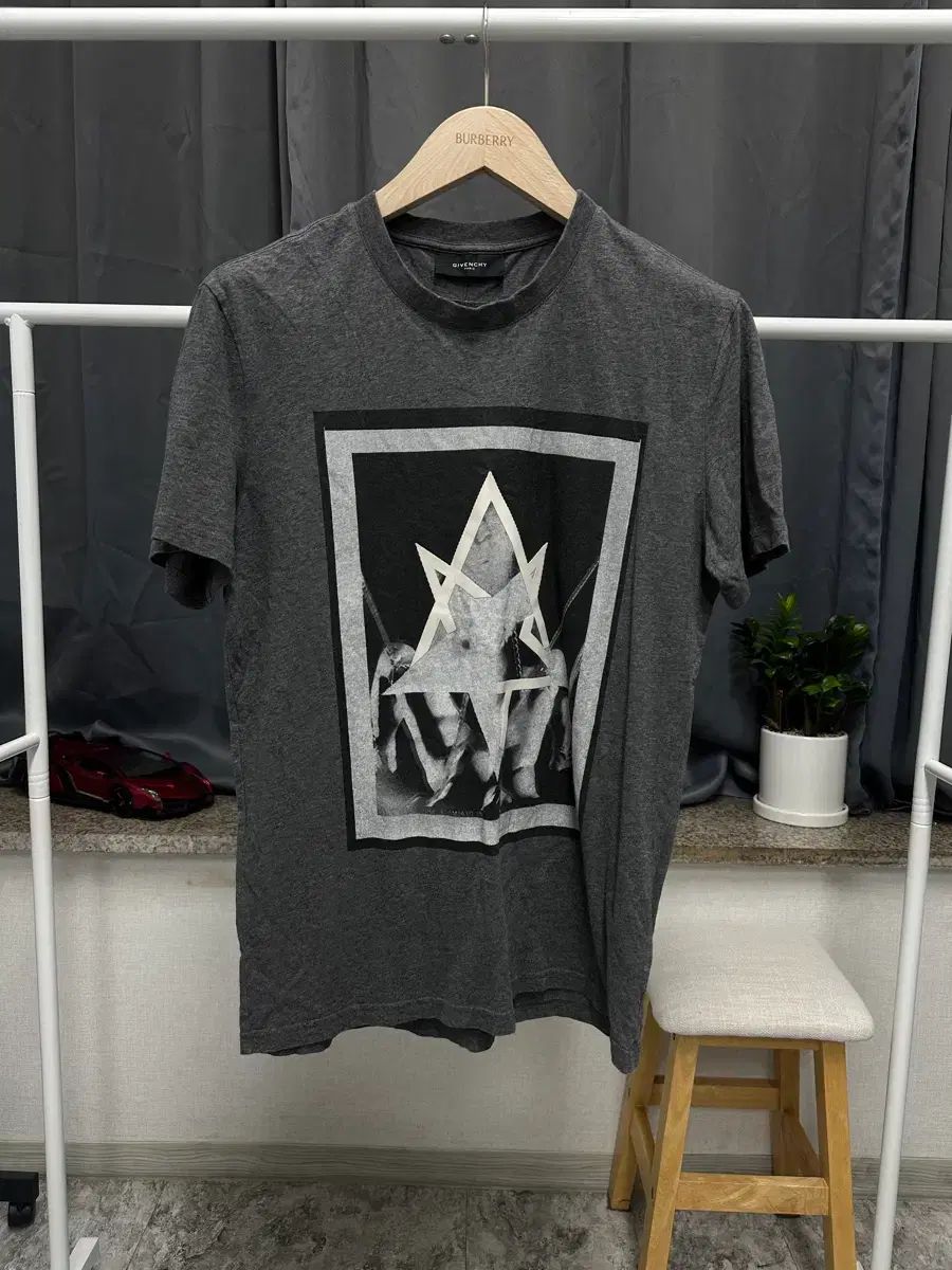 ジバンシィ 正規品 / メンズ95 / 半袖 Tシャツ