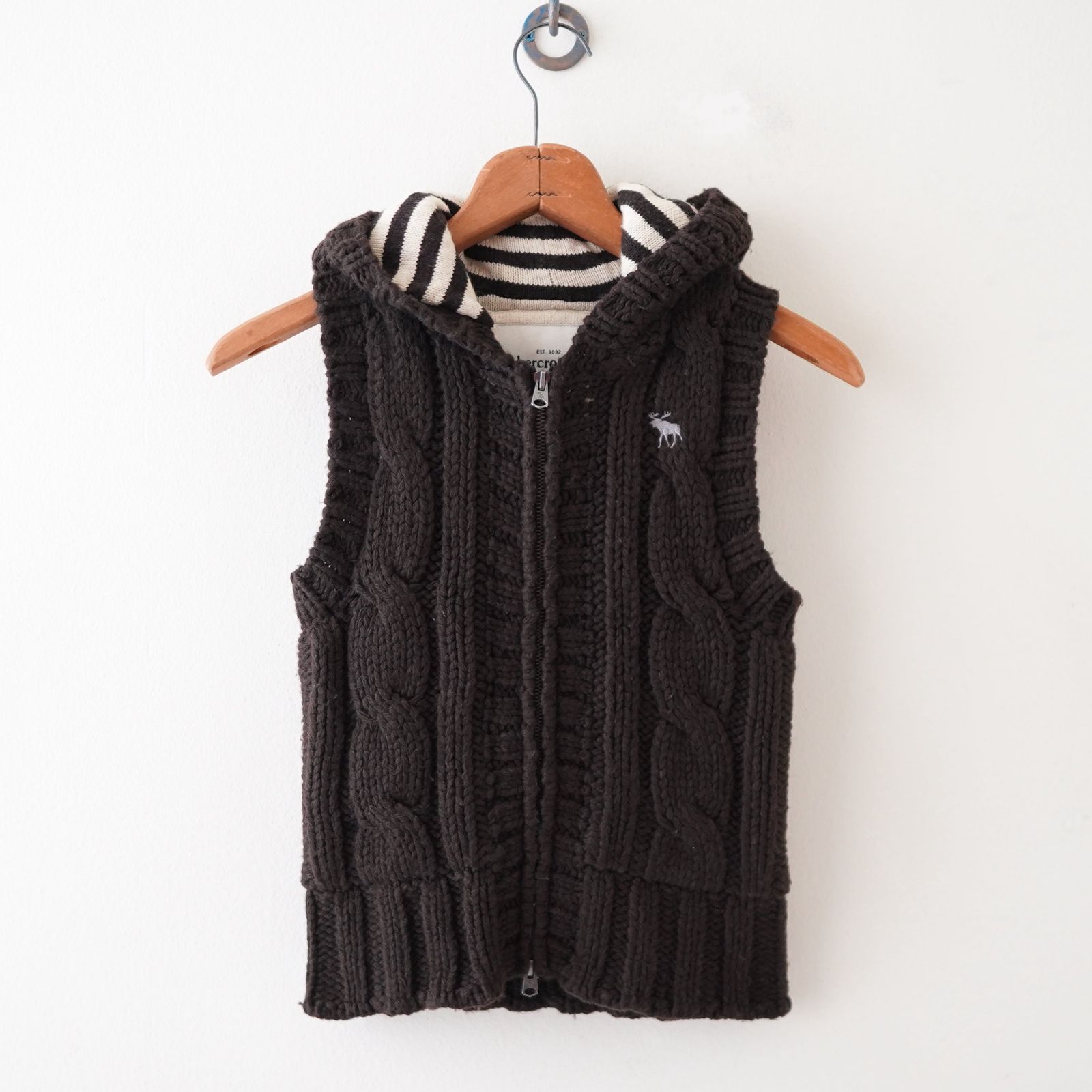 abercrombie knit vest