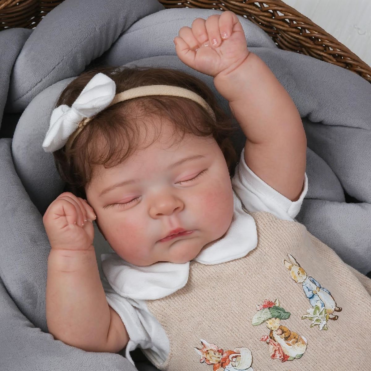 リアルな新生児】55.88cm 眠る女の子 リボーン ドール 柔らかい布製