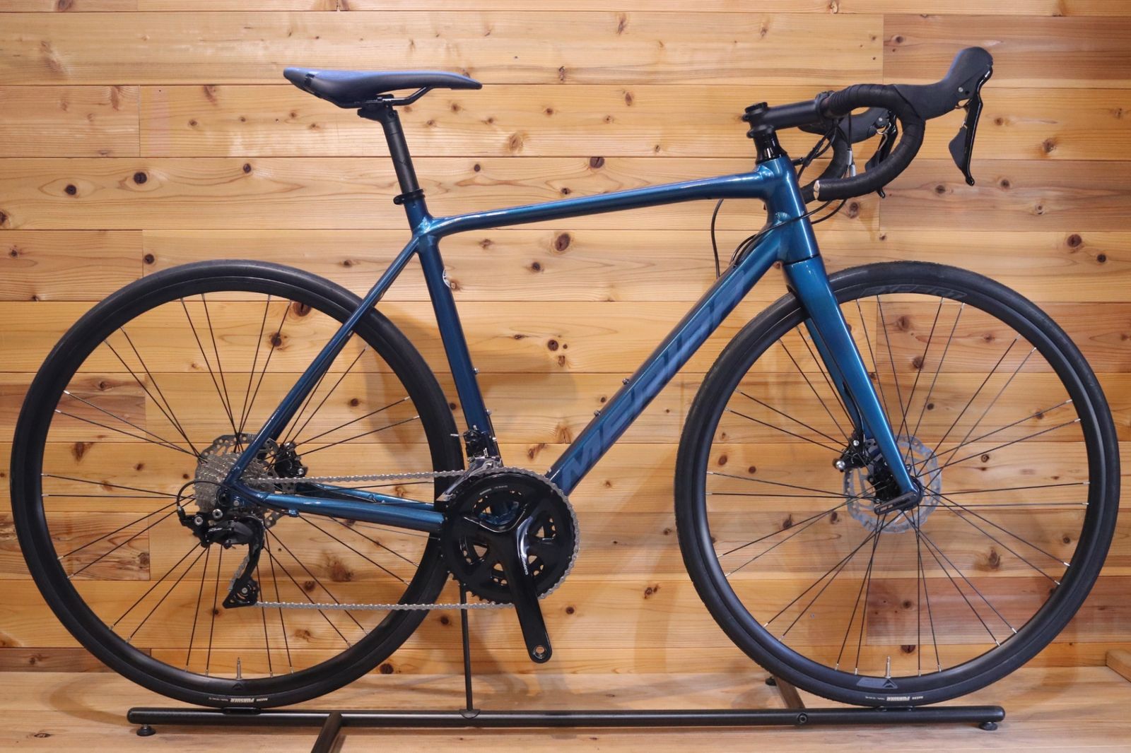 自転車、サイクリング □MERIDA SCULTURA 400 DISC メリダ SHIMANO 