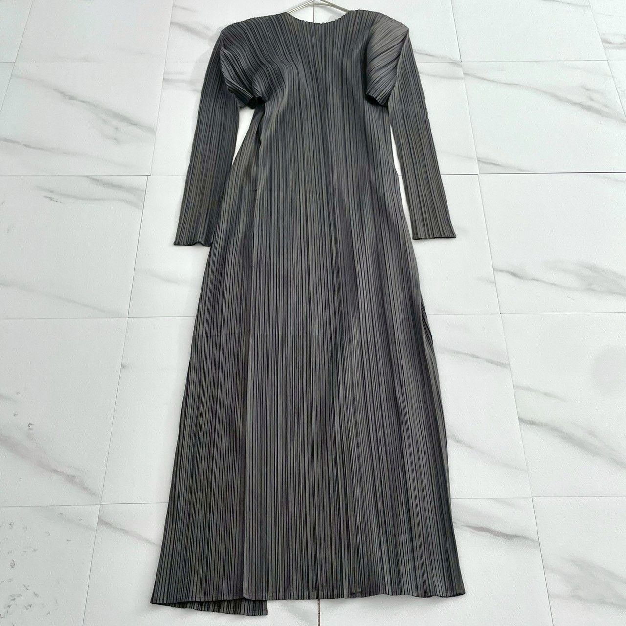 人気✨PLEATS PLEASE ISSEY MIYAKE プリーツプリーズイッセイミヤケ