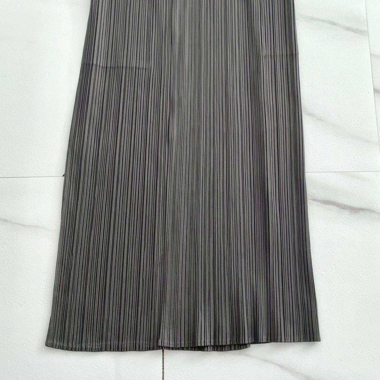 人気✨PLEATS PLEASE ISSEY MIYAKE プリーツプリーズイッセイミヤケ