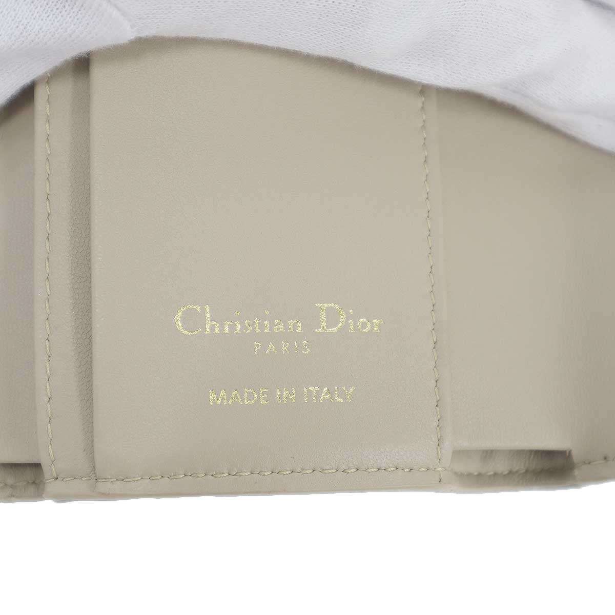 Christian Dior クリスチャンディオール Dior Caro Veronia カロ カナージュ キルティングコンパクトウォレット ベージュ
