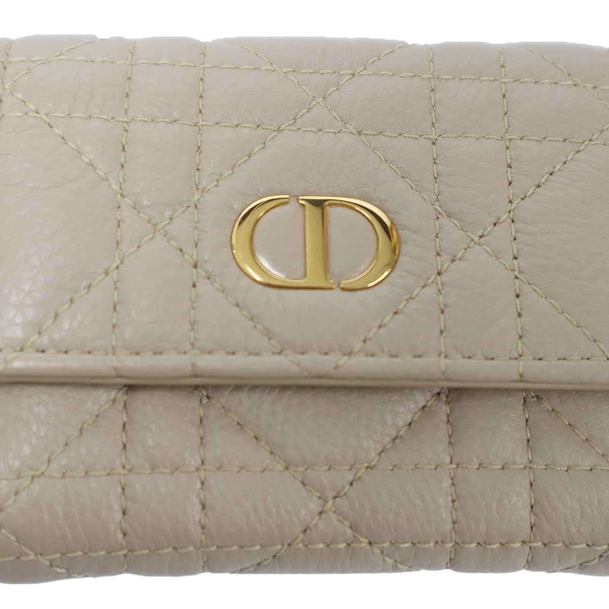 Christian Dior クリスチャンディオール Dior Caro Veronia カロ カナージュ キルティングコンパクトウォレット ベージュ