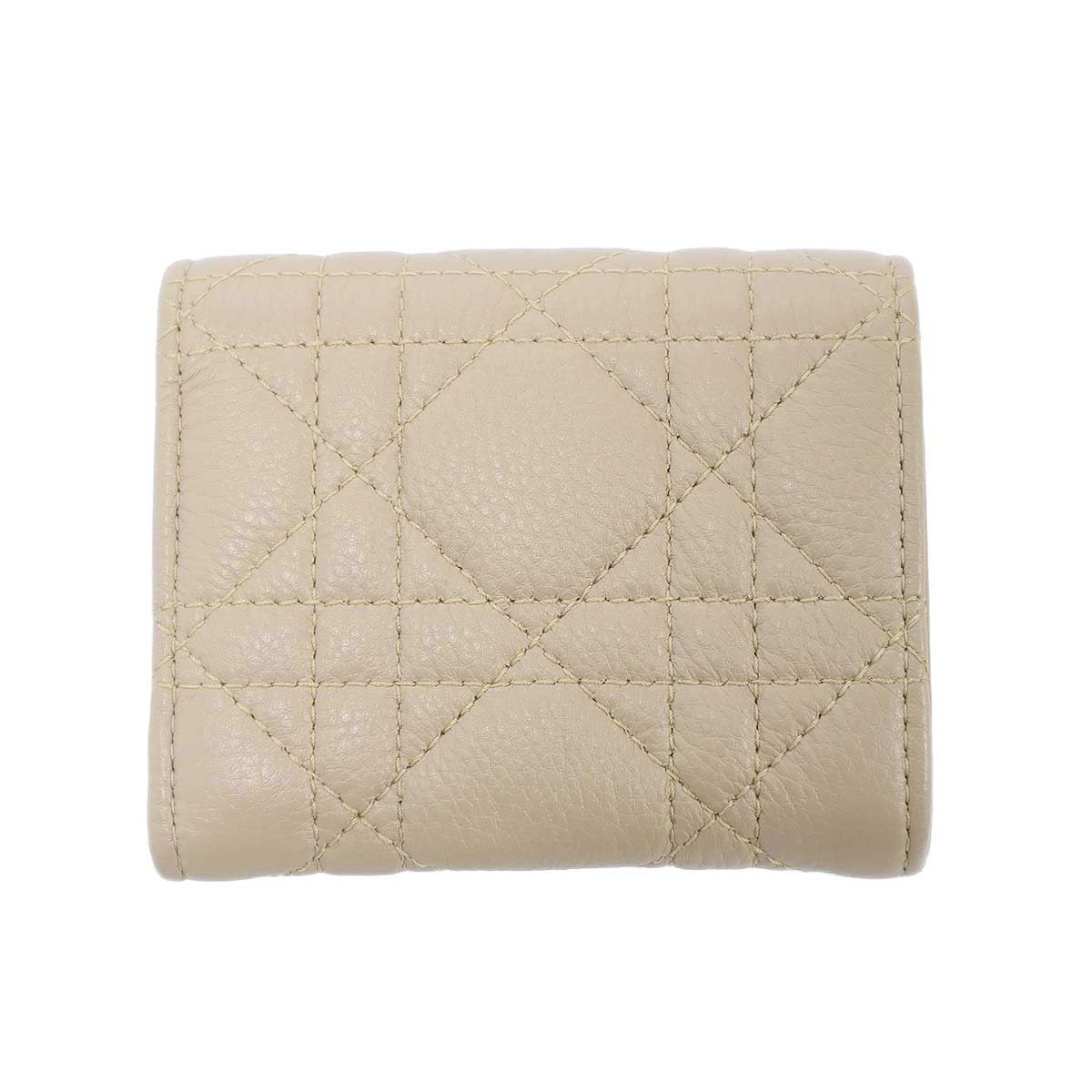 Christian Dior クリスチャンディオール Dior Caro Veronia カロ カナージュ キルティングコンパクトウォレット ベージュ
