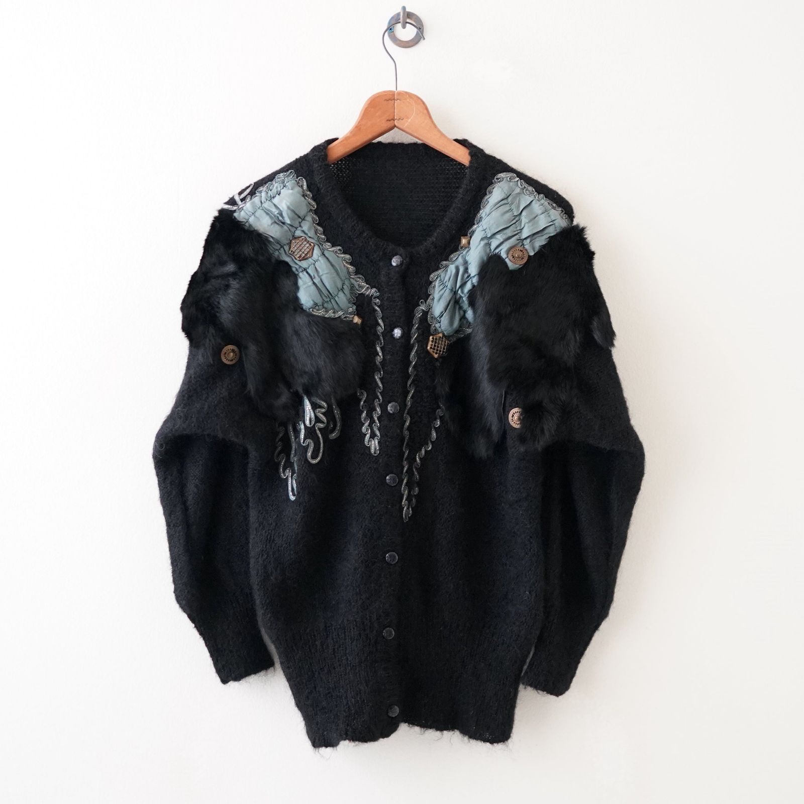 fur decorated cardigan 8,856円