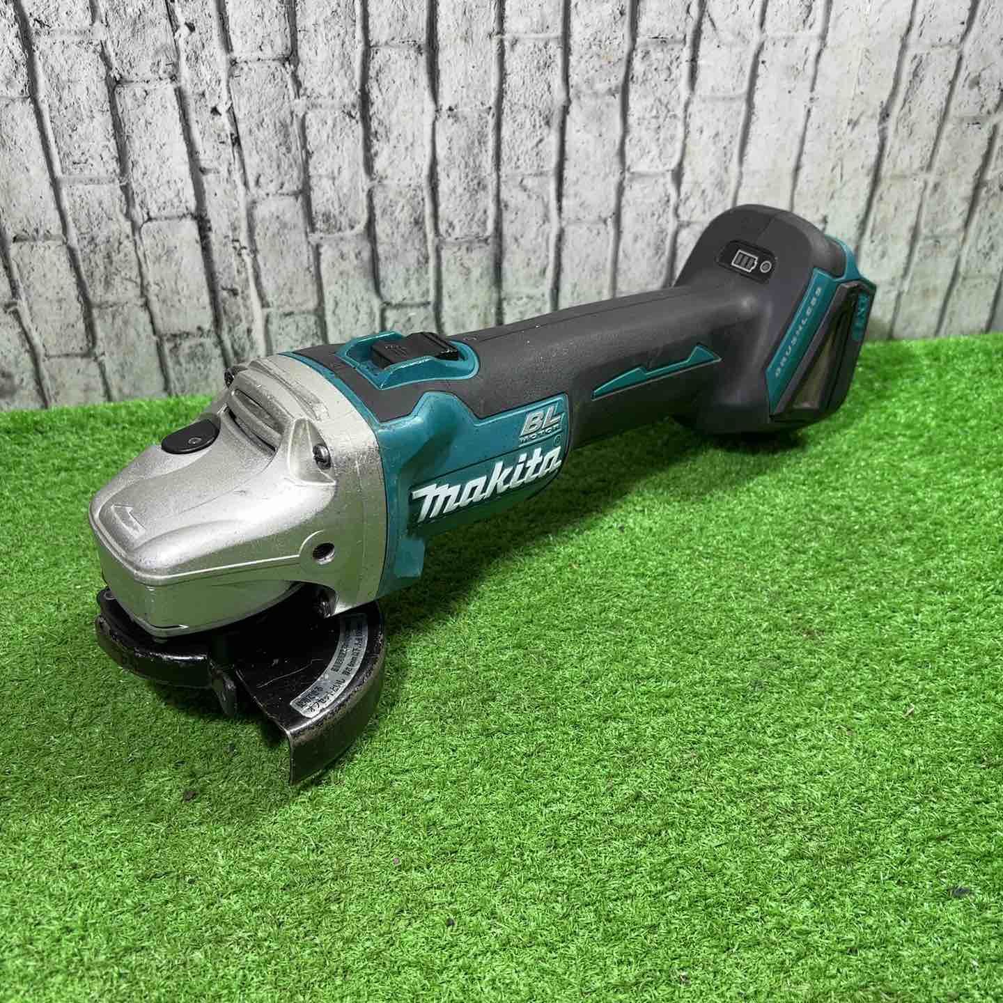 ☆マキタ(makita) 18V 100mmコードレスディスクグラインダ GA404DZN (GA404DN)【川口店】