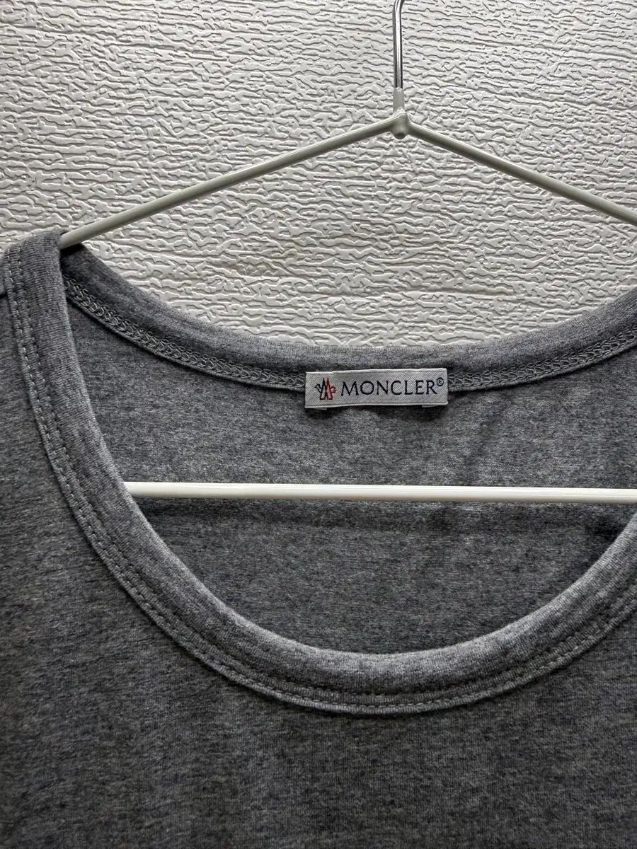 MONCLER(モンクレール) 半袖T グレー