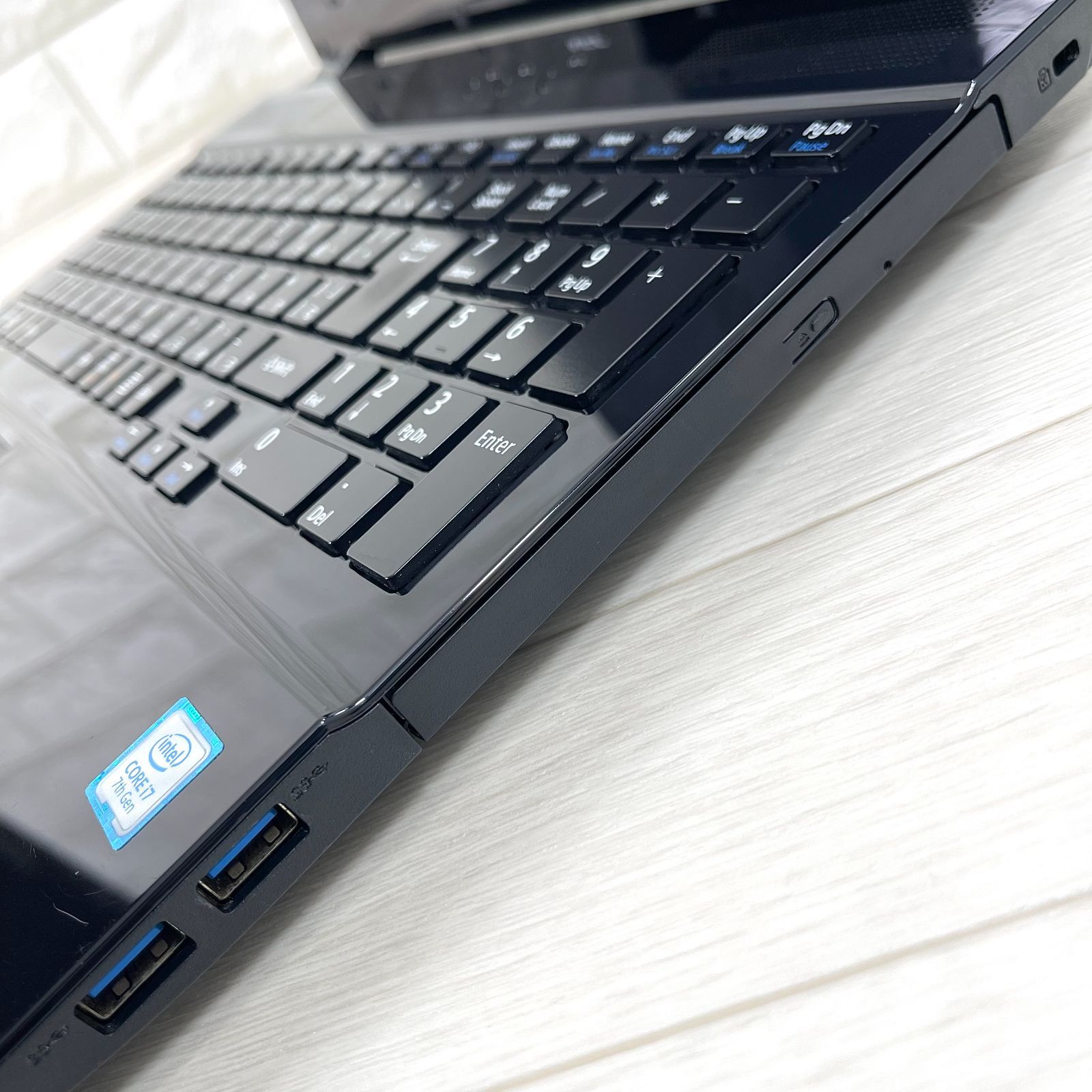 NEC LAVIE i7/16GB/SSD512GB Win11ノートPC - メルカリ