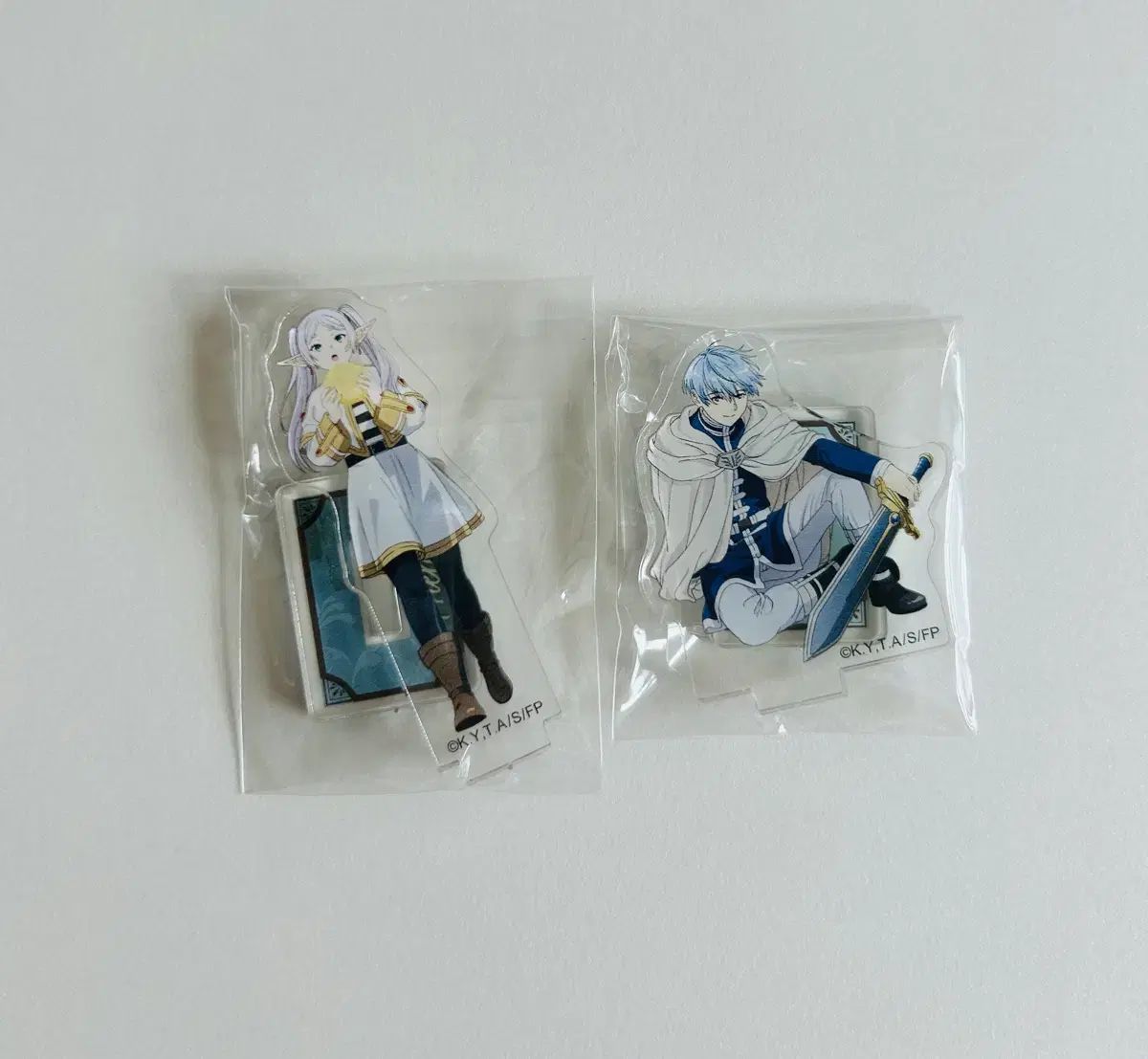 レディースアイドゥル ウギ サイン入りポラロイド サイン入りチェキ