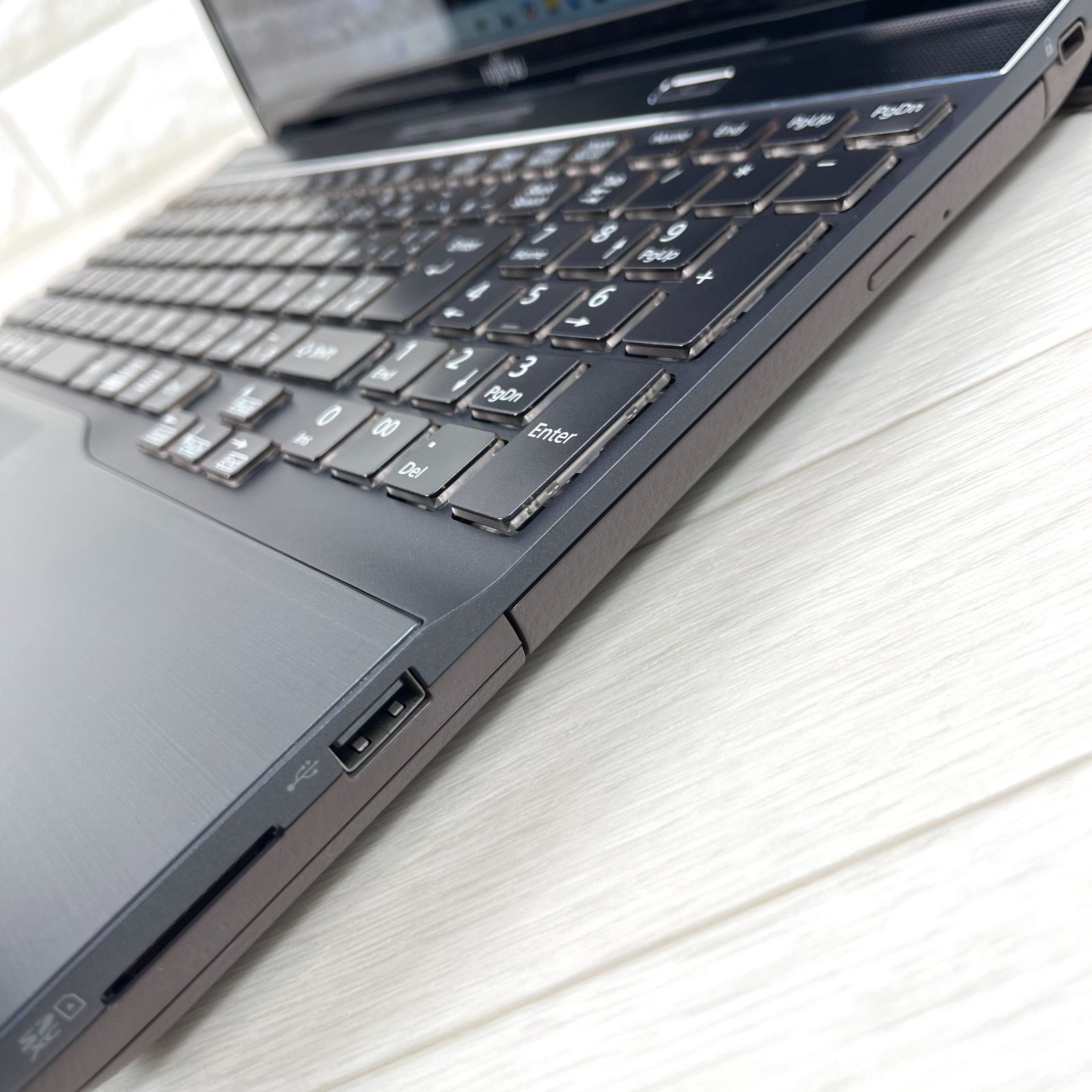 富士通LIFEBOOK i7 SSD512GB メモリ16GB Win11 - メルカリ