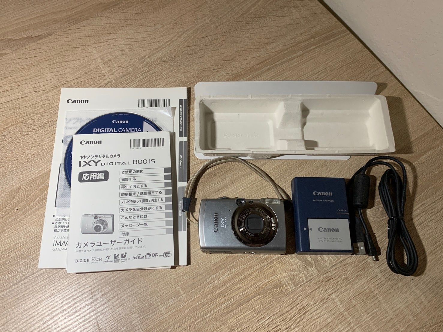 2334 Canon IXY DIGITAL 800 IS シルバー ジャンク品 デジカメ【コ