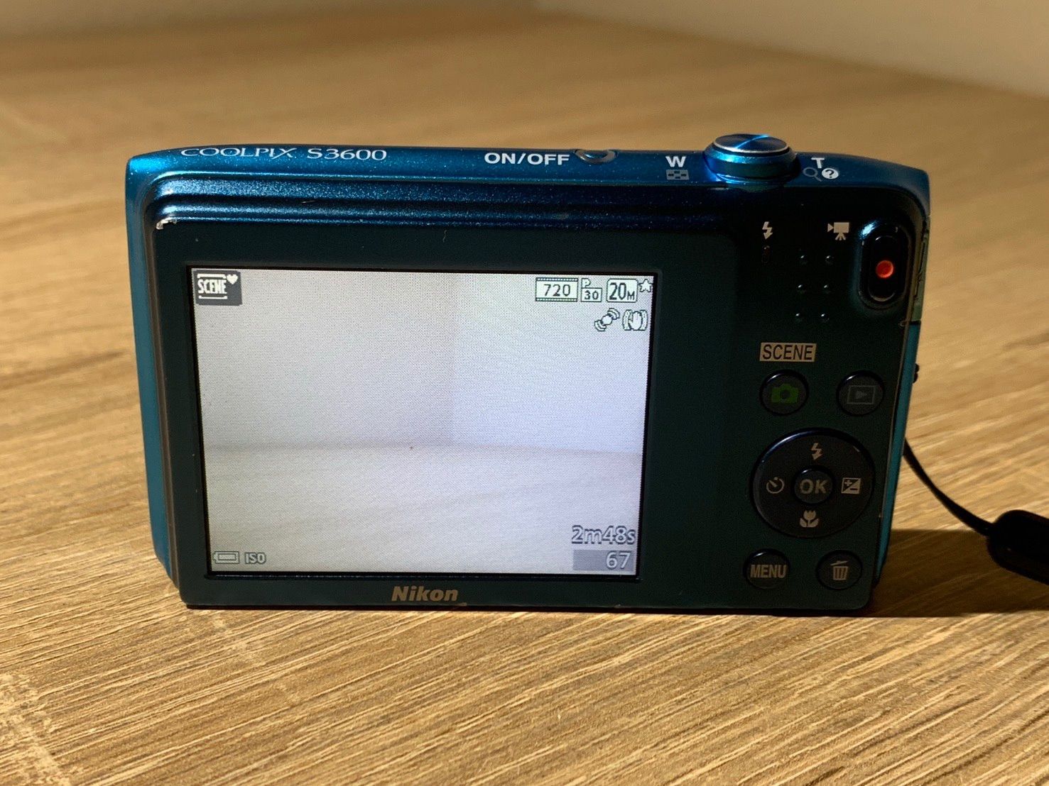 2272 Nikon COOLPIX S3600 スカイブルー ジャンク品 デジカメ【ネ
