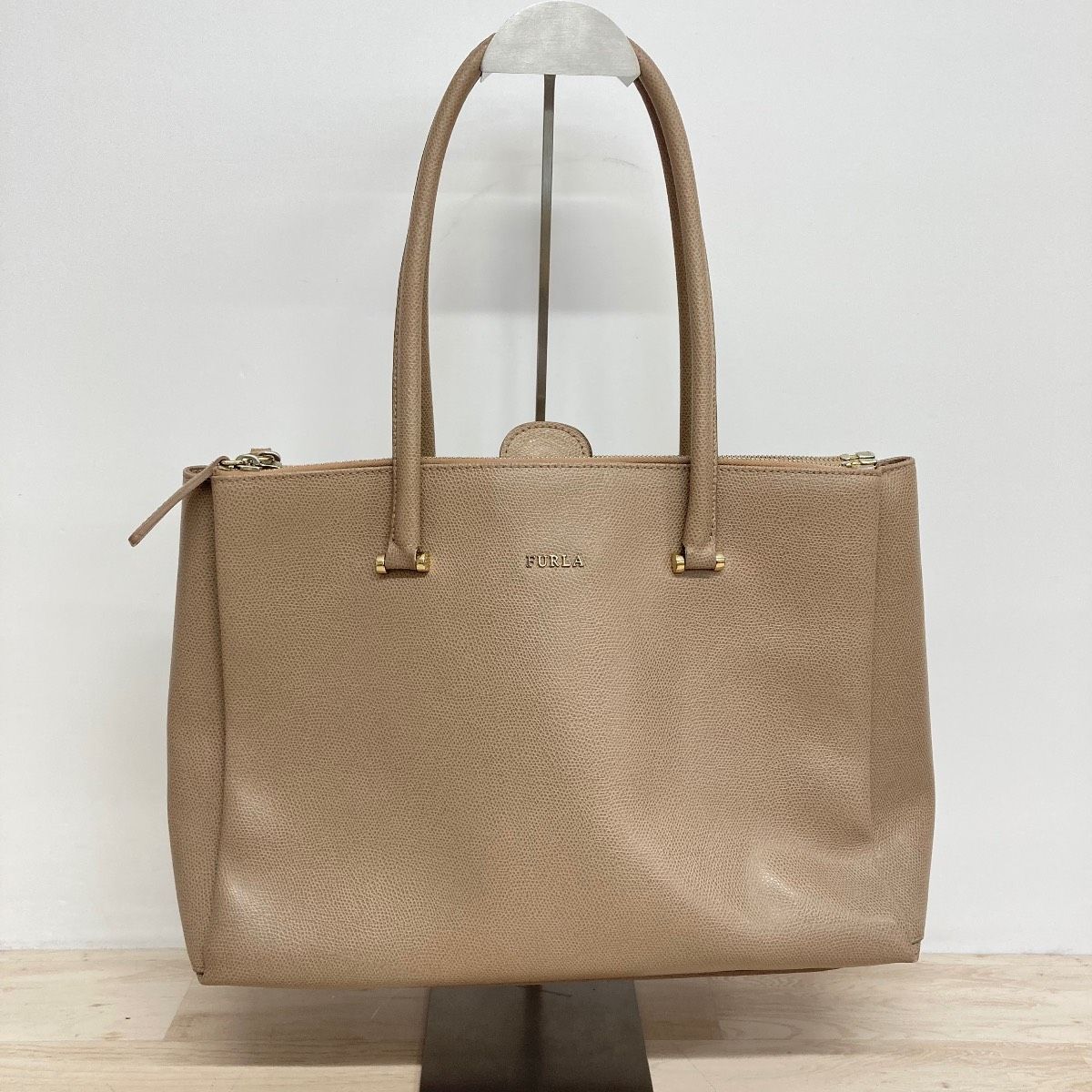 FURLA フルラ トートバッグ/ハンドバッグ ベージュ 本革/レザー