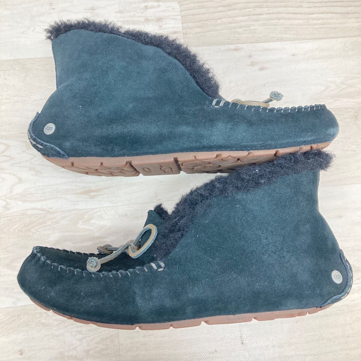 UGG アグ W ALENA アレーナ モカシン シューズ ブラック 24cm (USA7