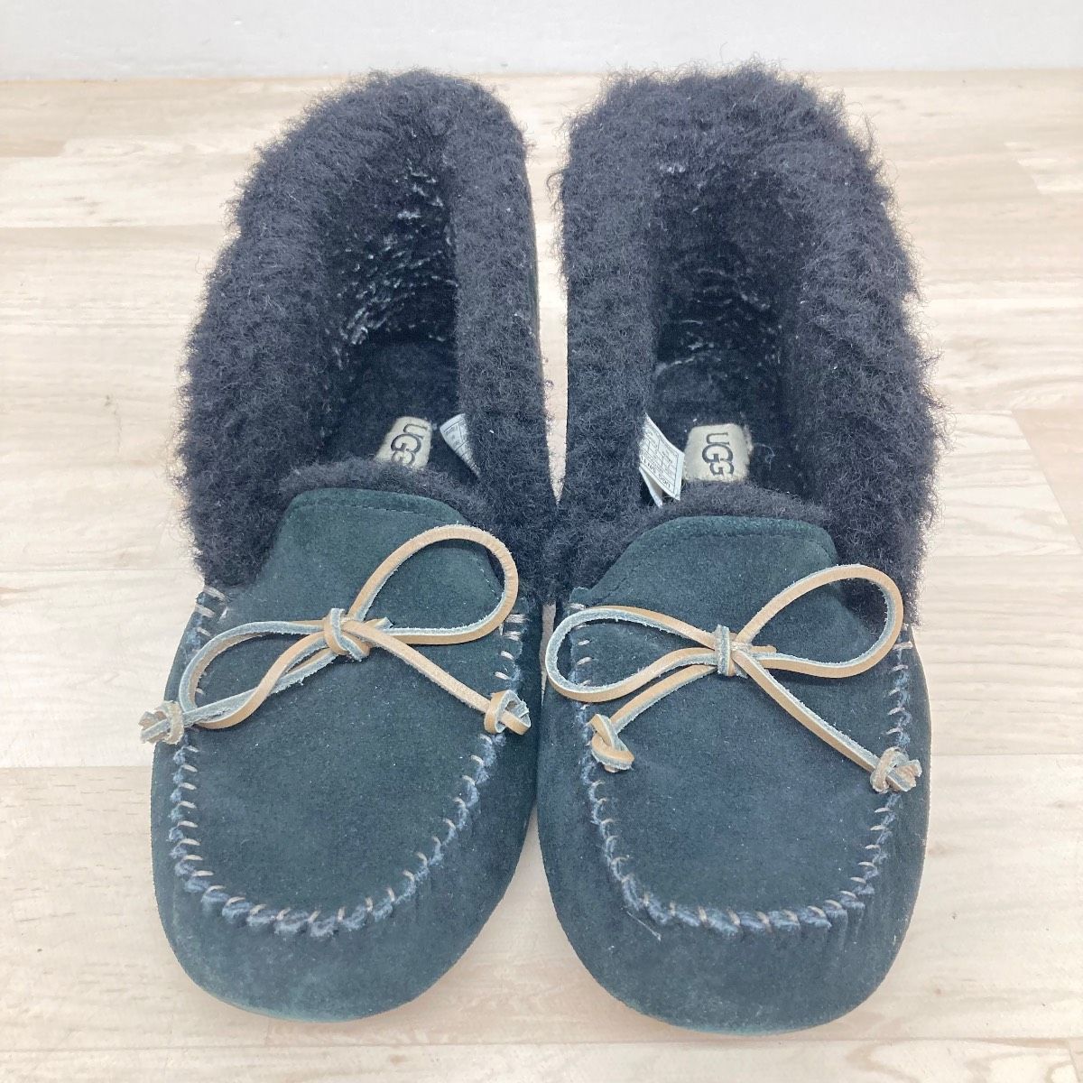 UGG アグ W ALENA アレーナ モカシン シューズ ブラック 24cm (USA7
