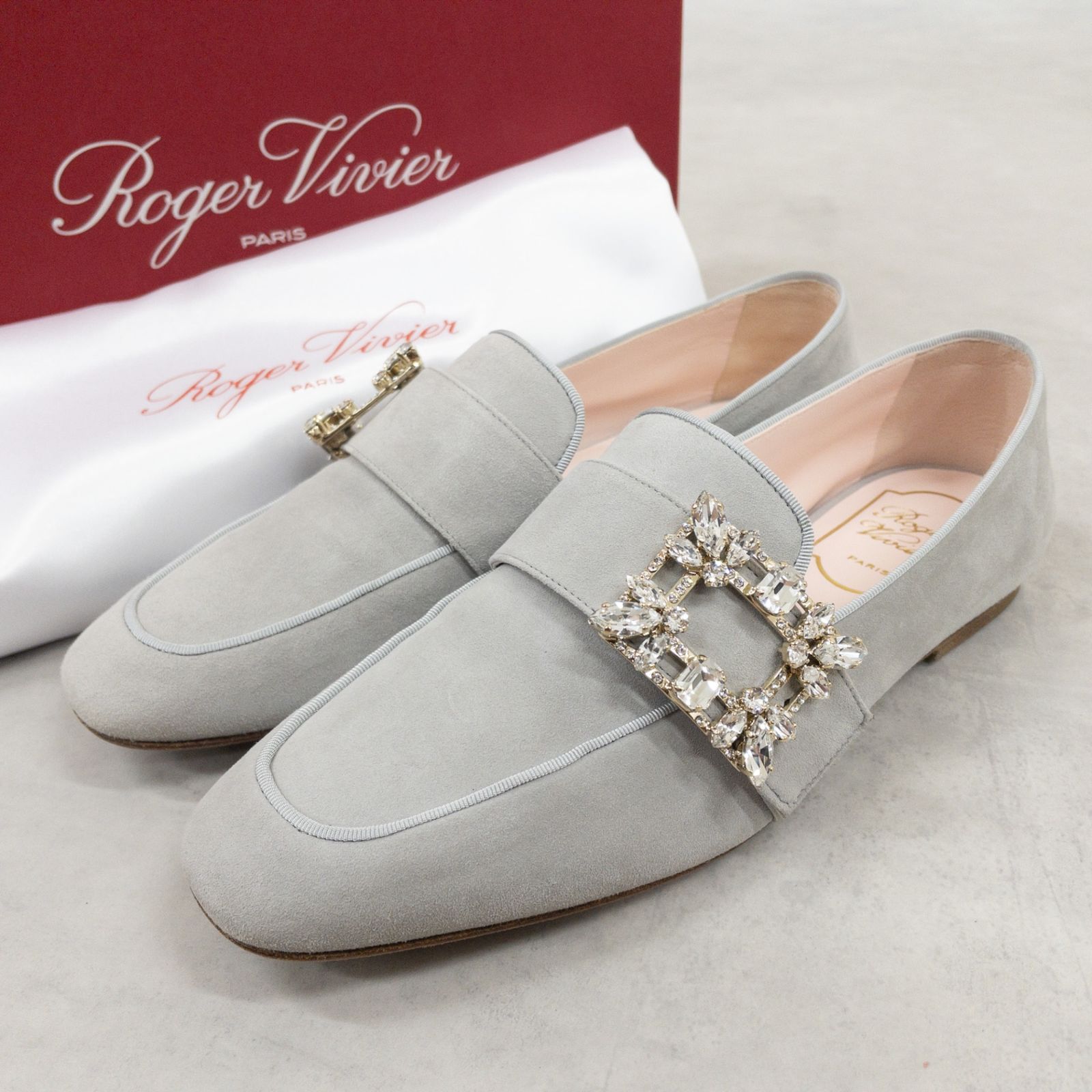 Roger Vivier ロジェヴィヴィエ MINI RV BROCHE BUCKLE LOAFER