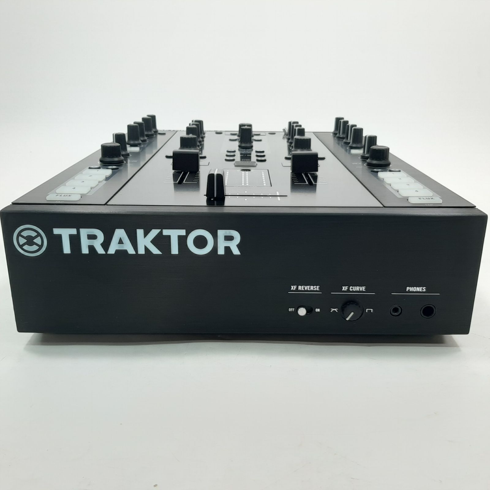Native Instruments TRAKTOR KONTROL Z2 DJミキサー コントローラー
