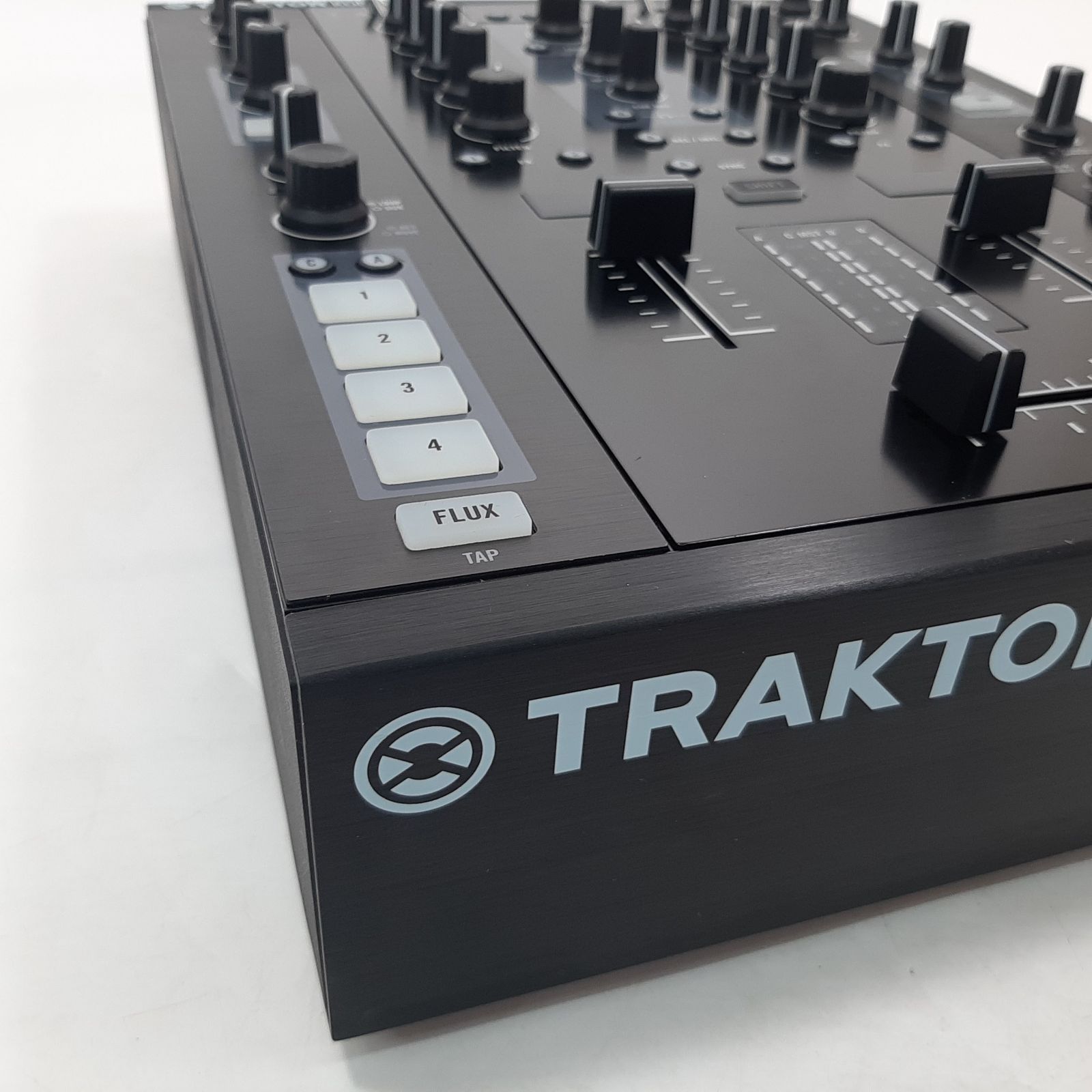 Native Instruments TRAKTOR KONTROL Z2 DJミキサー コントローラー