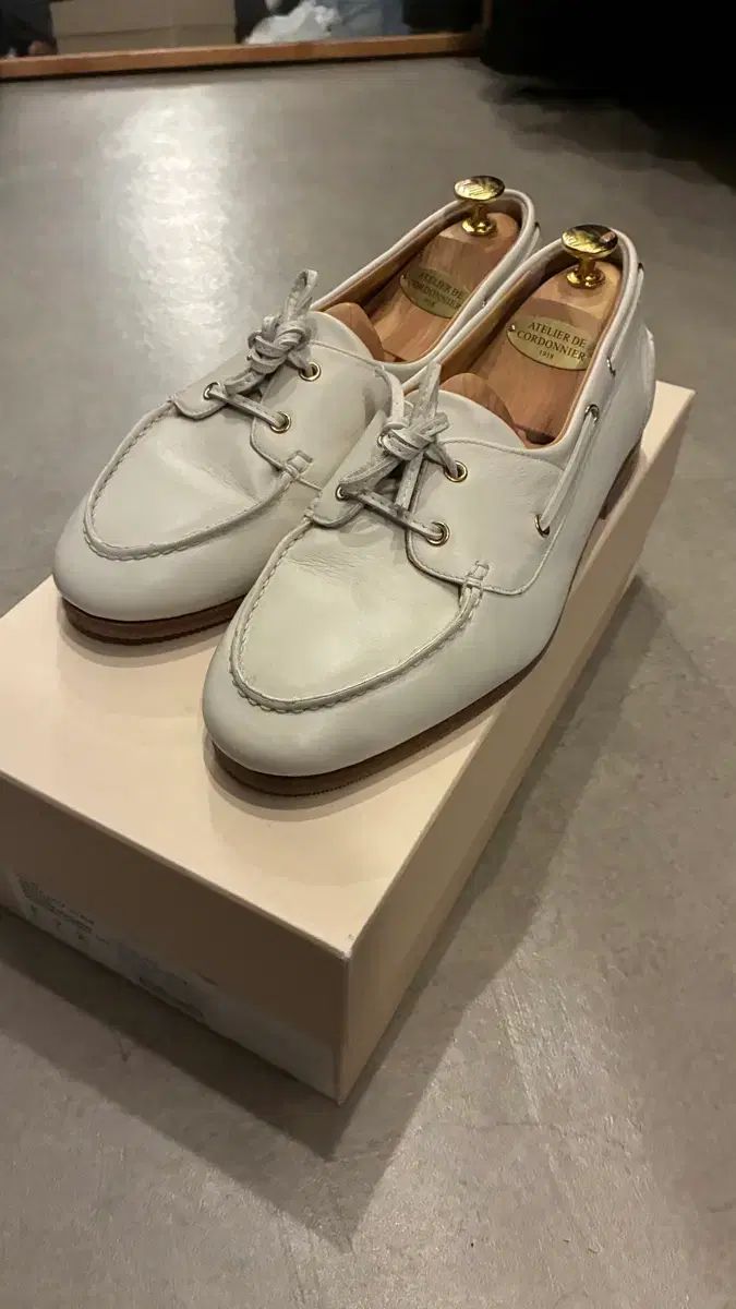 バリー 白 41サイズ