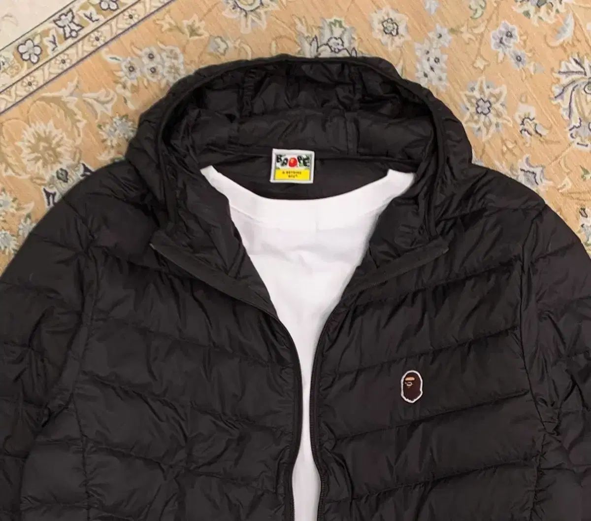A BATHING APE アベイシングエイプ軽量ダウン