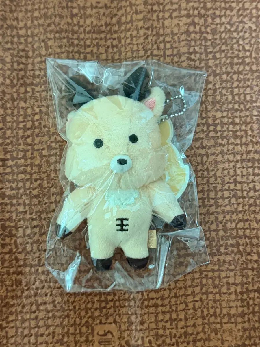 RIIZE（ライズ）ウーラクバン 10cmぬいぐるみ 新品