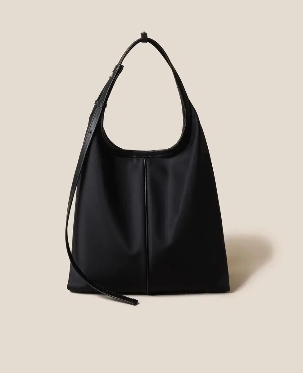 COURONNE(クロンヌ) セーヌ 36 ナイロン ショルダーバッグ
