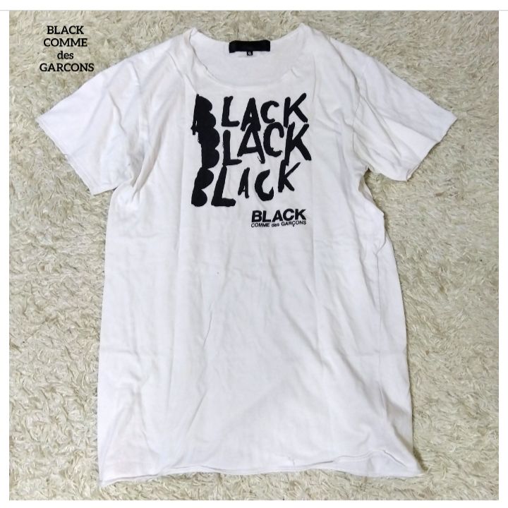 ブラックコムデギャルソン　 COMME des GARCONS BLACK 　XL　大きいサイズ　 ロゴ　Tシャツ半袖 切りっぱなし 　プリント　希少