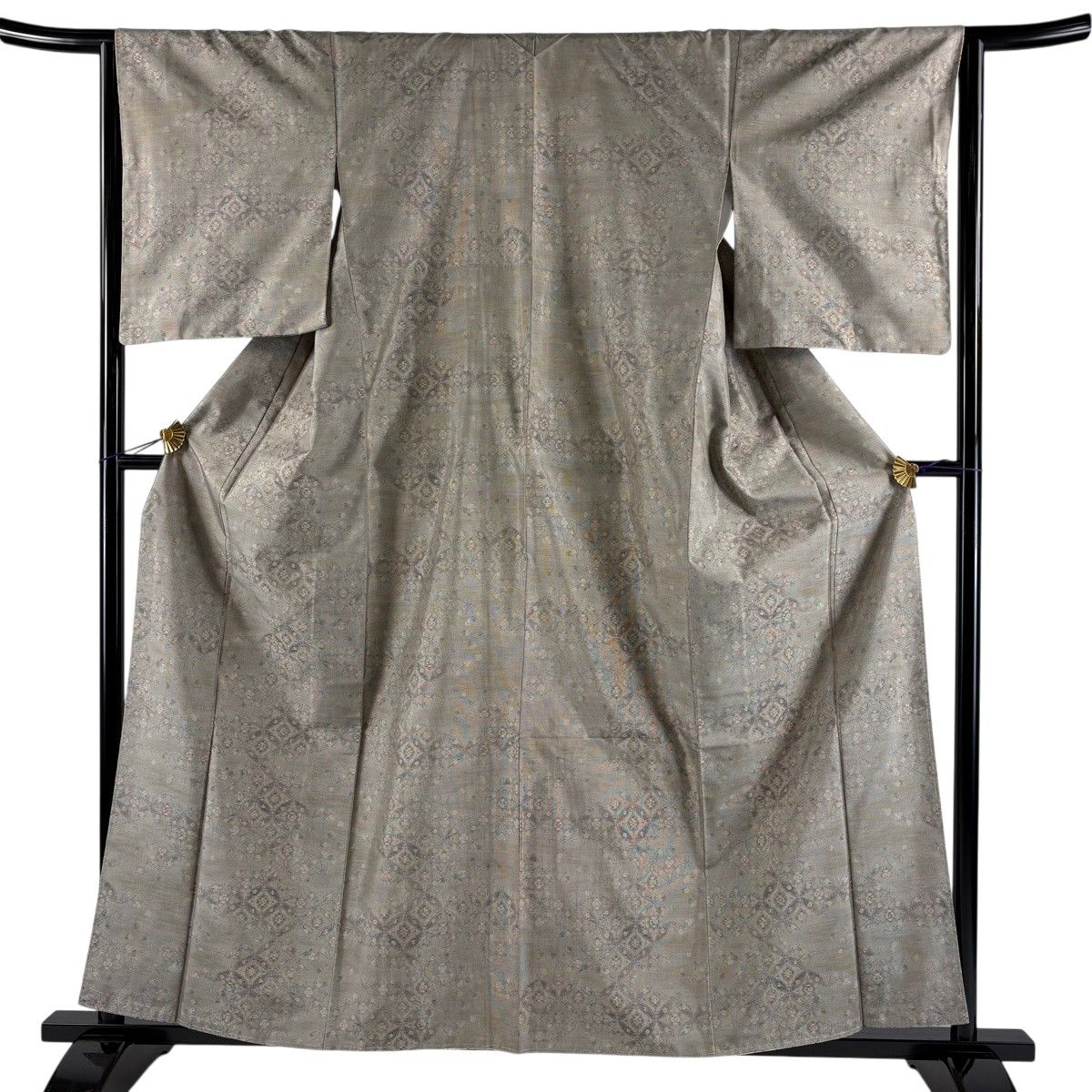 【美品】 大島紬 身丈159.5cm 裄丈64cm M 袷 都喜ヱ門 鈴乃屋 証紙 七宝 草花 灰茶 正絹 逸品 【中古】