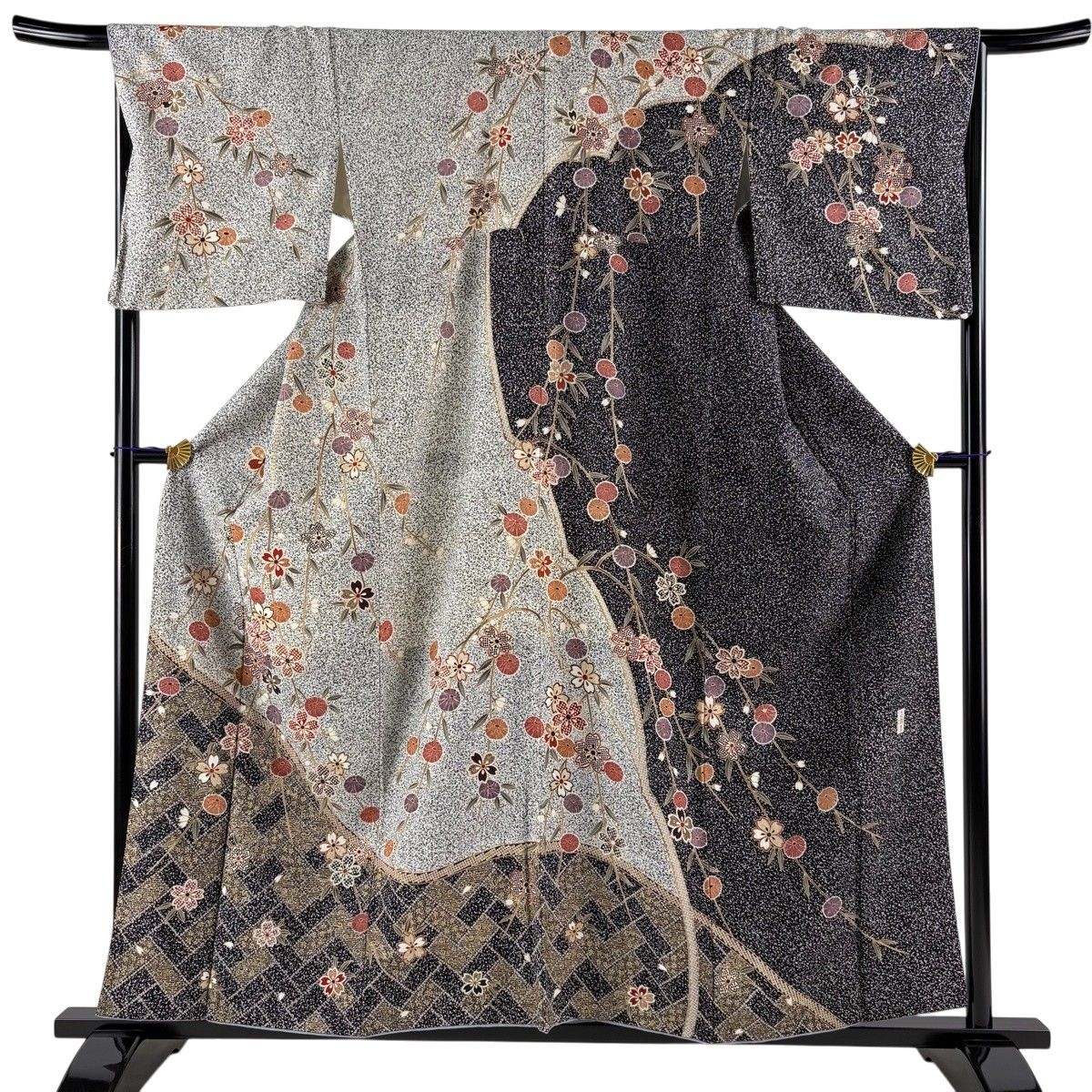未使用品 訪問着 絞り 黒 枝垂れ桜 身丈162cm 裄丈67cm お洒落 袷 訪問着 身丈157cm 裄丈66cm M 袷 枝垂れ桜 草花 金彩 染め分け 黒灰