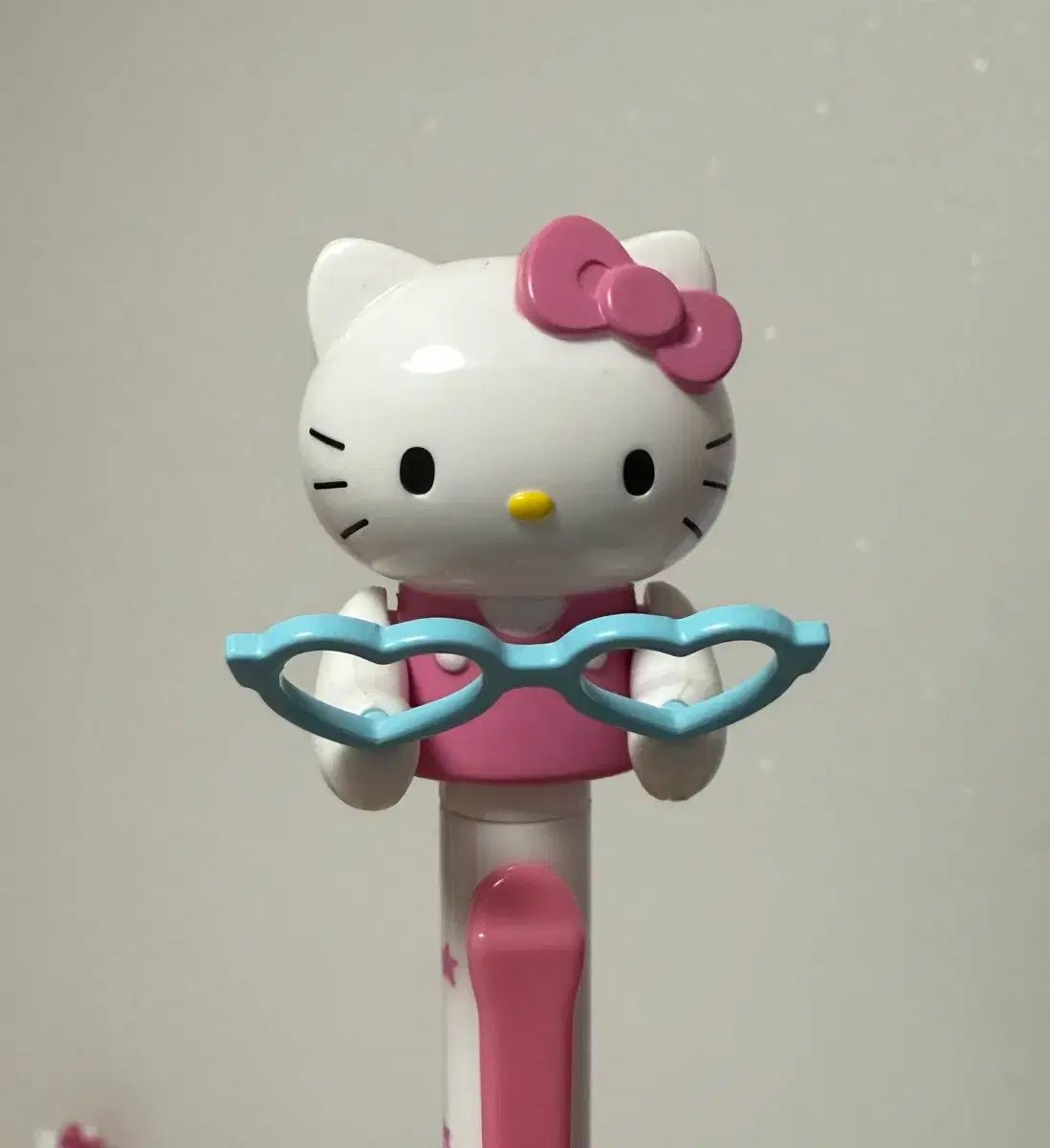 ハローキティ アクション シャープペンシル メガネ