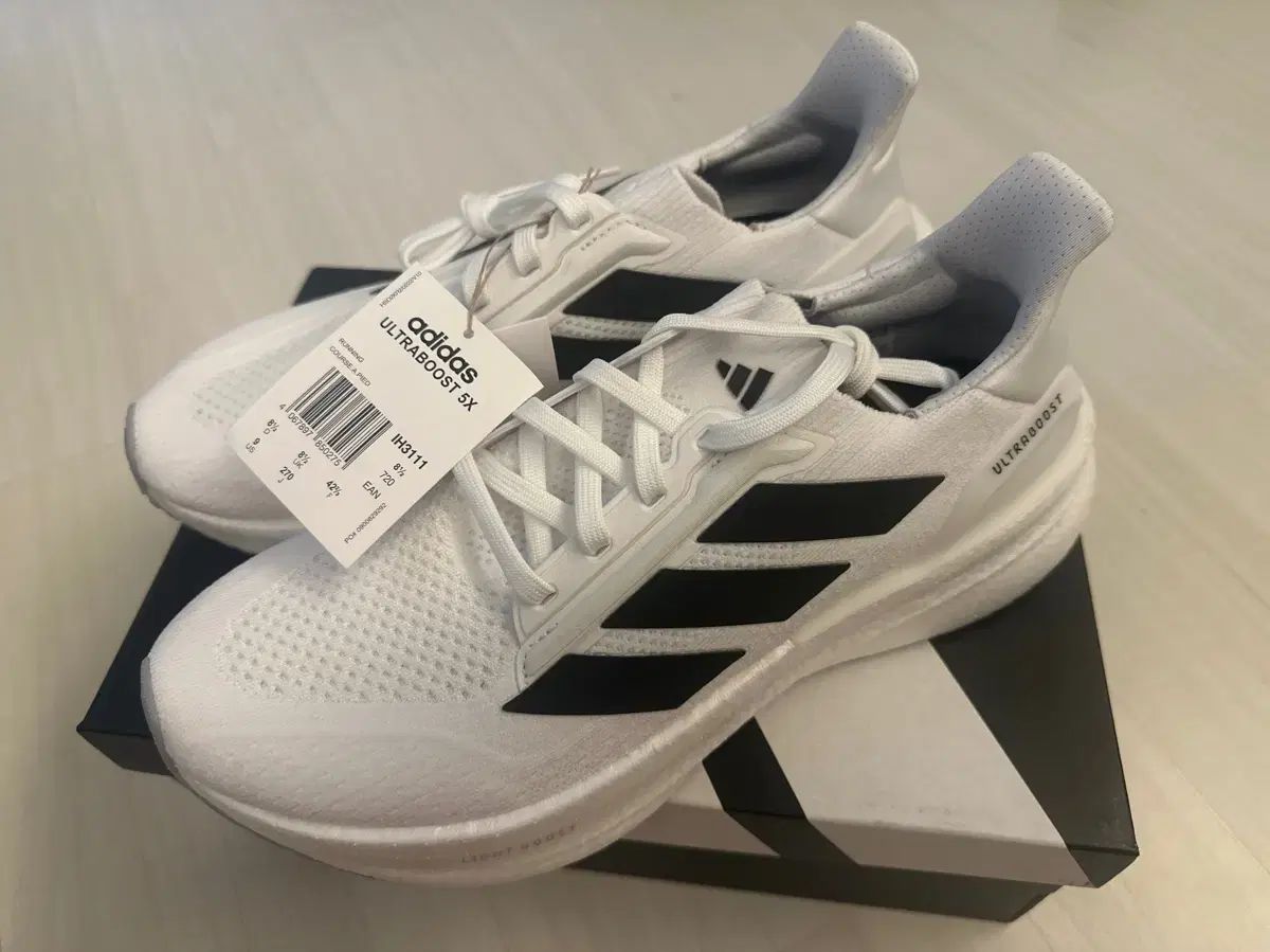 アディダス ウルトラブースト 5X 白 270 新品 18,949円