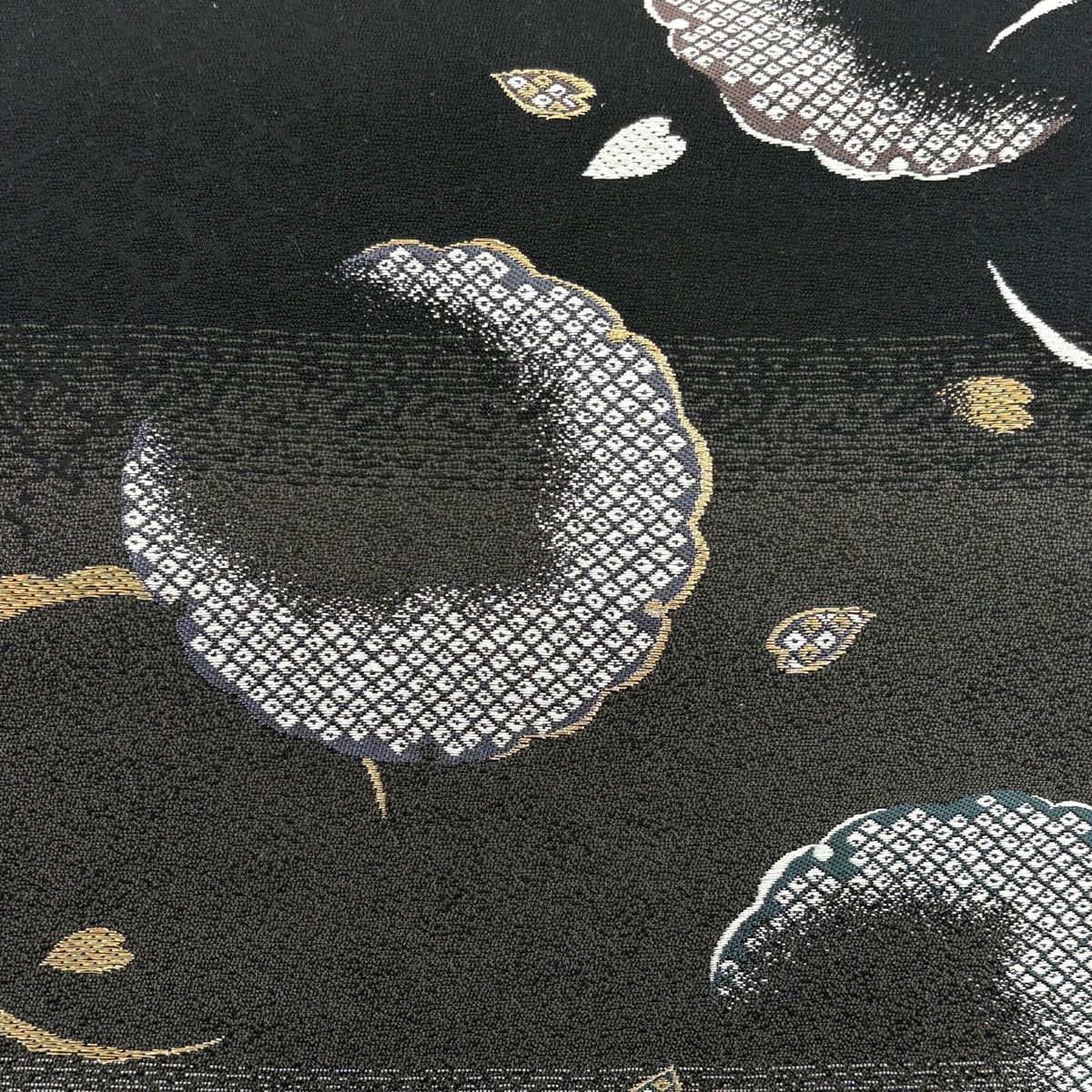 美品】 袋帯 秀品 雪輪 花弁 金糸 墨色 六通 正絹 【中古】 - メルカリ