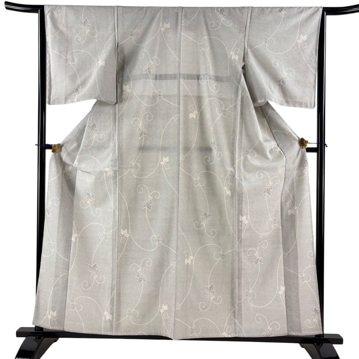 紬 身丈160cm 裄丈64.5cm M 単衣 花唐草 灰色 正絹 秀品 【中古】
