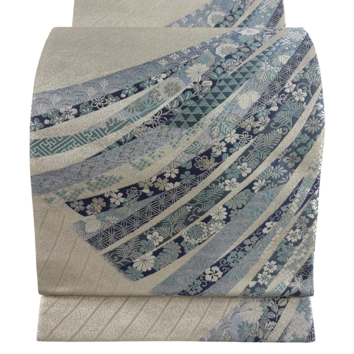 【美品】 袋帯 名品 藍絹熨斗文 松竹梅 箔 唐織 灰白 六通 正絹 【中古】 11,692円