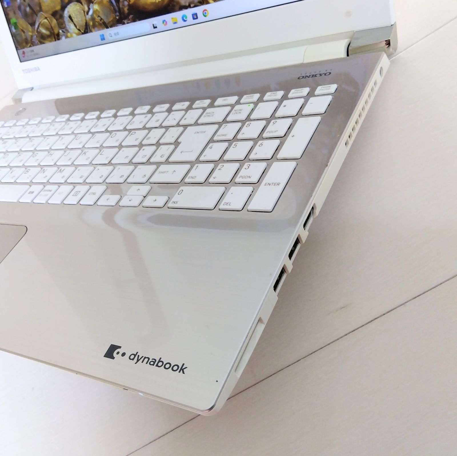 31✨Windows11✨新品SSD✨東芝ノートパソコン✨カメラ＆Office付きPC