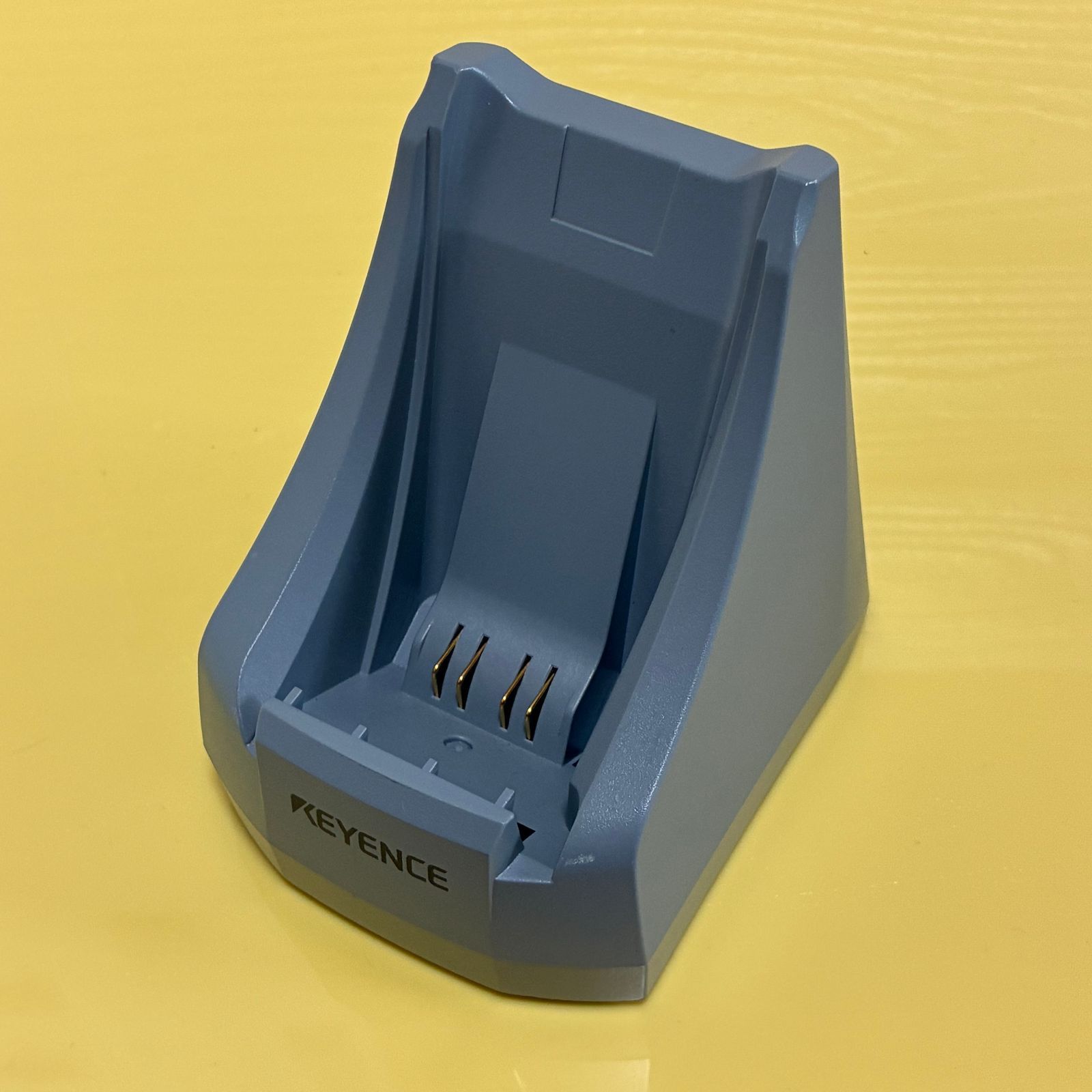 中古良品 KEYENCE BT-UC10U クレードル USBタイプ - メルカリ