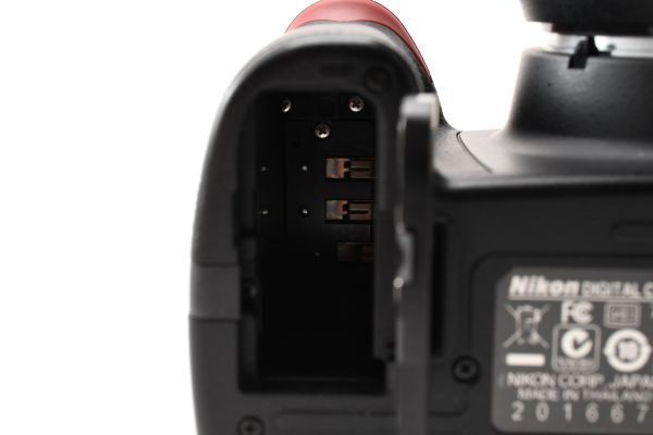美品｜Nikon D3000 ショット数13,538 枚デジタル一眼レフカメラ レンズ
