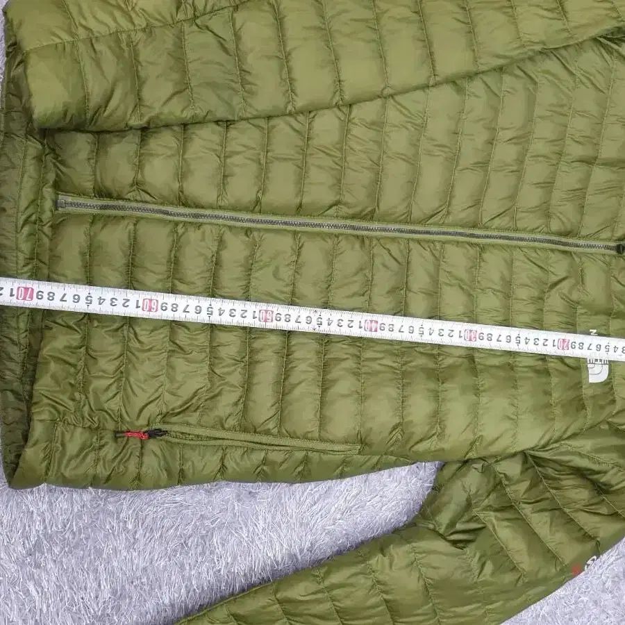 THE NORTH FACE ザノースフェイス 軽量 ダウン サミットシリーズ 800 ダウンジャケット カーキ m