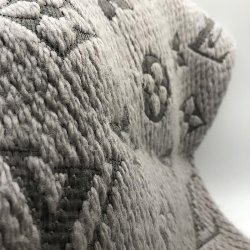 中古】LOUIS VUITTON エシャルプ ロゴマニア グリペルル M74742 ルイ