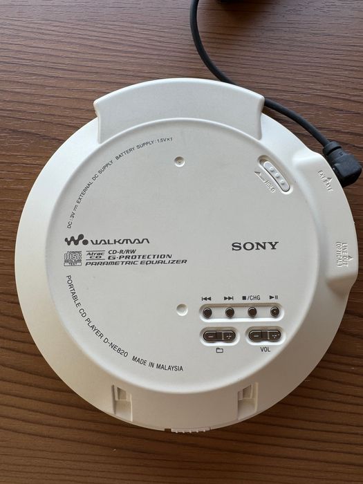 SONY CD WALKMAN D-NE820 ジャンク - メルカリ