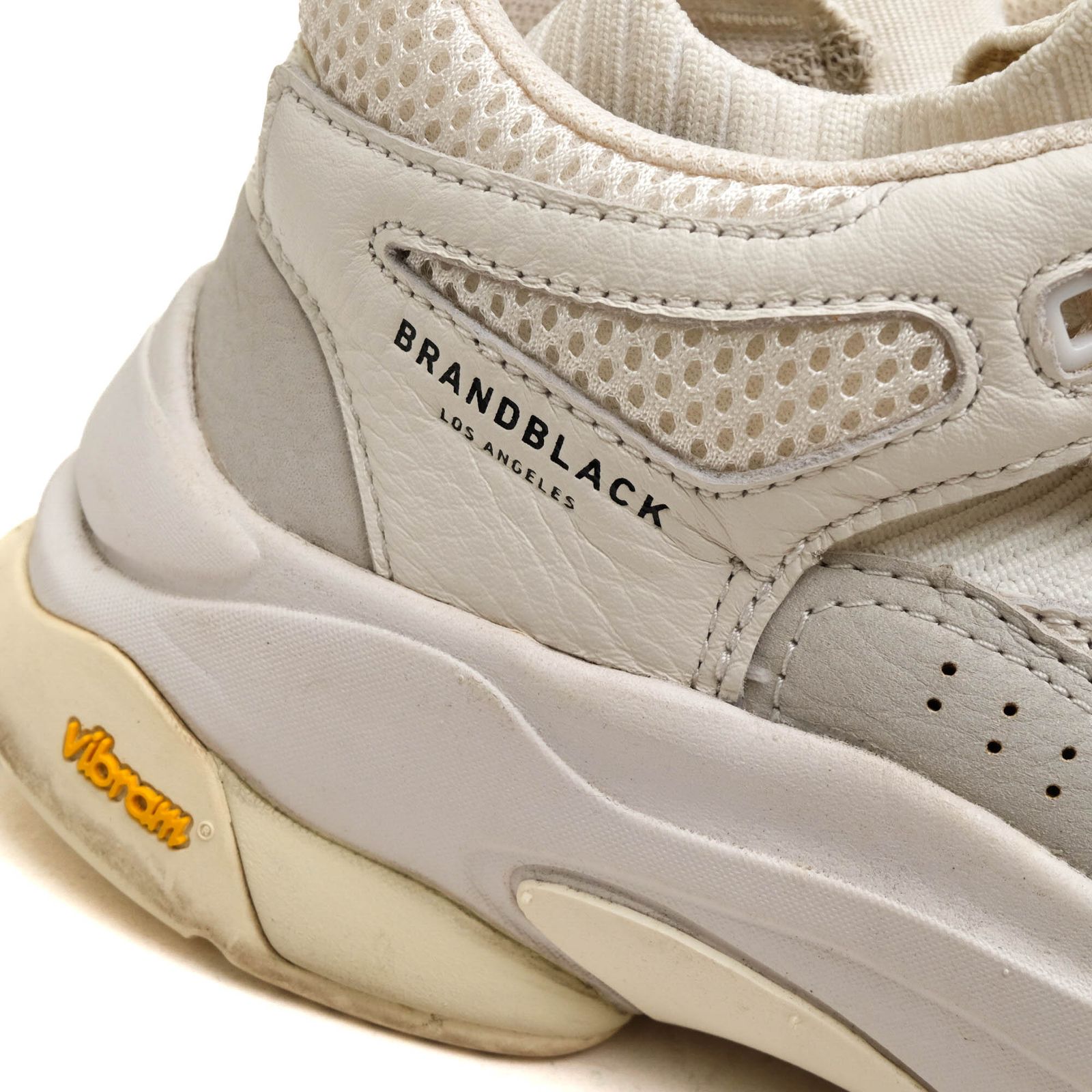 ブランドブラック／BRANDBLACK シューズ スニーカー 靴 ローカット メンズ 男性 男性用ナイロン レザー 革 本革 ホワイト 白  SAGA サガ ダッドスニーカー Vibramソール ブランドブラック／BRANDBLACK シューズ スニーカー 靴 ローカット