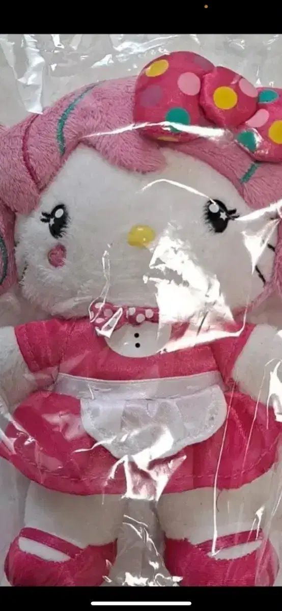 メイド ハローキティHELLO KITTY キー版 ぬいぐるみ出品