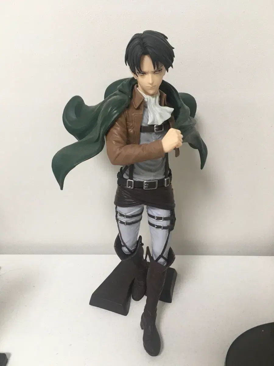 進撃の巨人 リヴァイ Grandista（グランディスタ）フィギュア - メルカリ