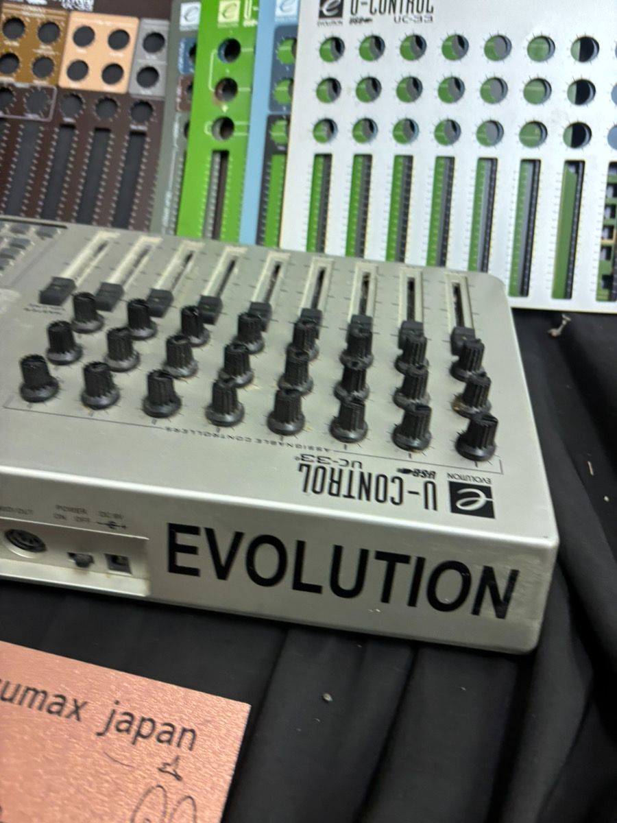 M-Audio Evolution UC-33e USB MIDIコントローラー 動作品 本体のみ