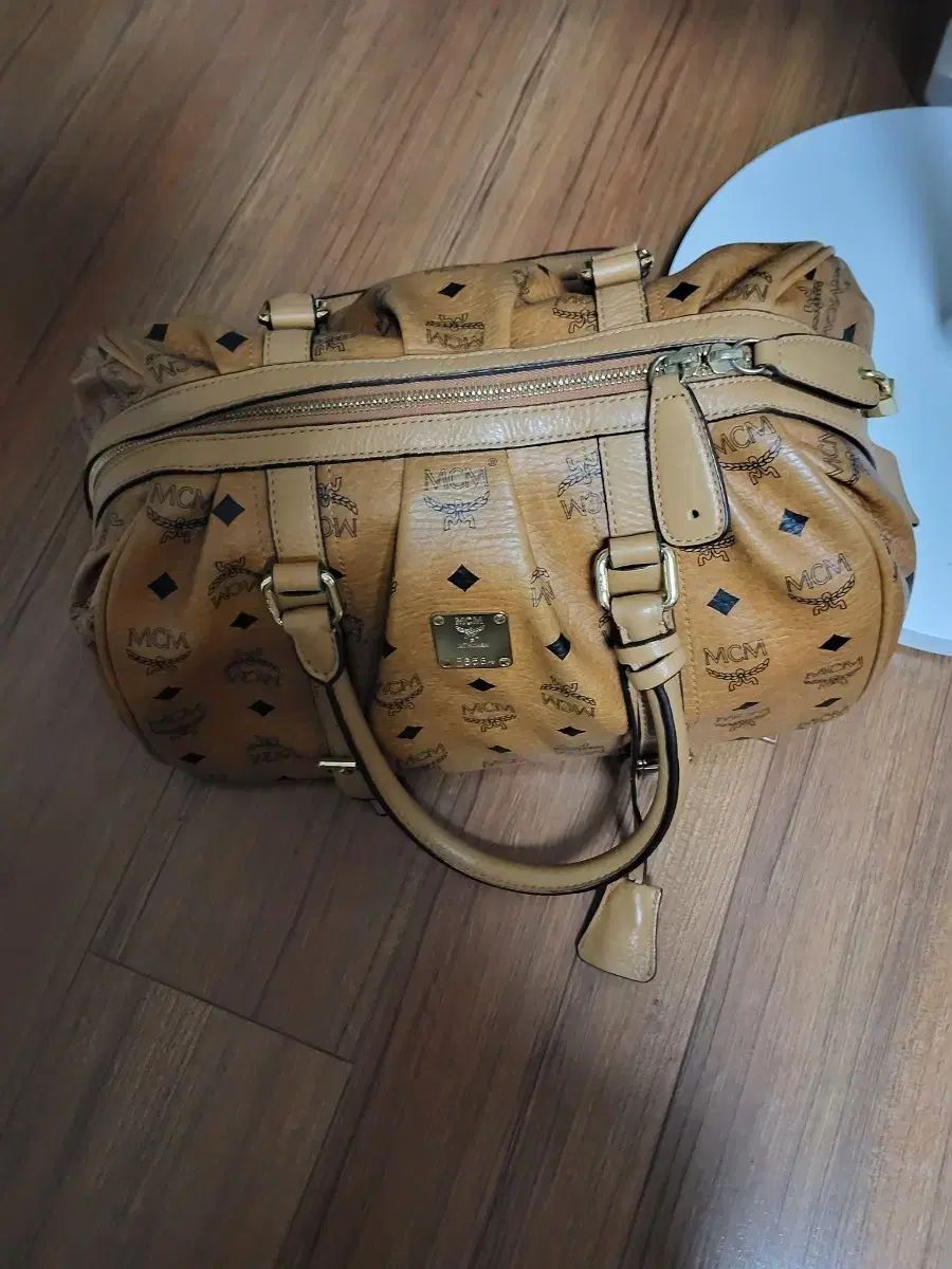 MCMバッグ 城택 あります
