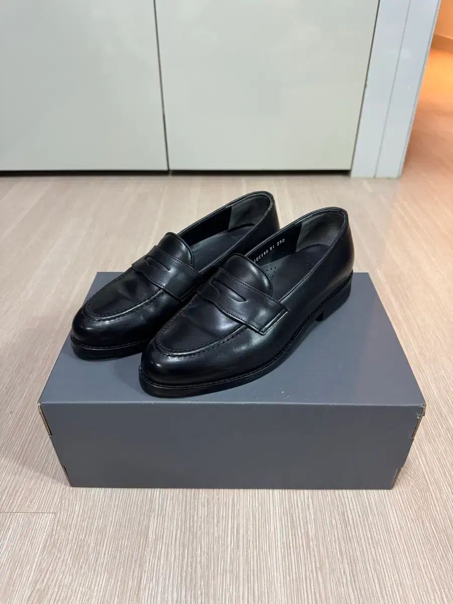 josepht ダニエル(DANIELLE) ローファー 250サイズ 出品 8,309円