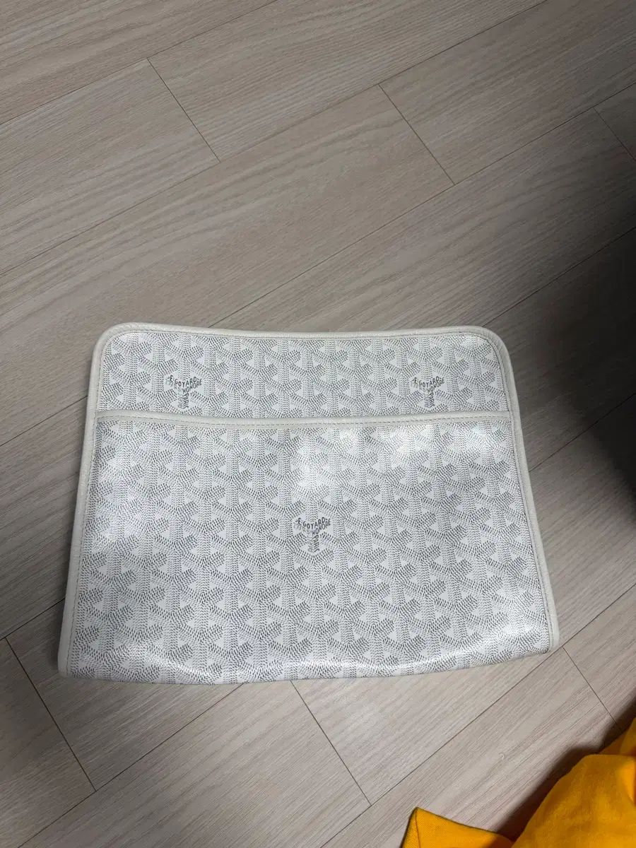Maison Goyard ゴヤール クラッチバッグ 白 GM